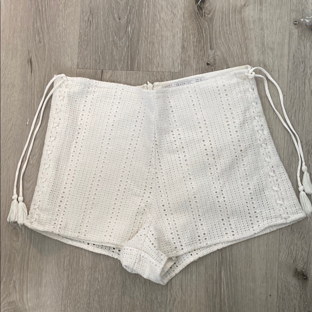 Zara White High Waist Eyelet Shorts Trafaluc